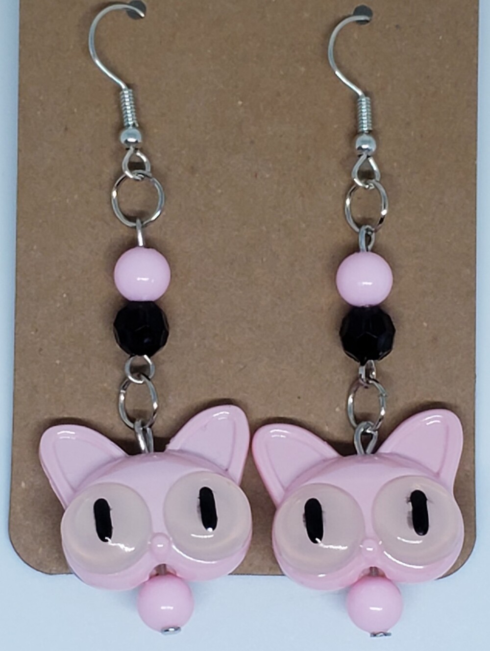 Handmade Pink Kawaii Big Eye Cat Beaded Dangle Earrings